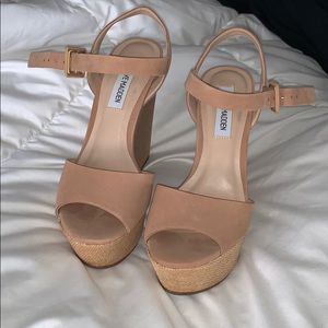 Brand new Steve Madden wedges